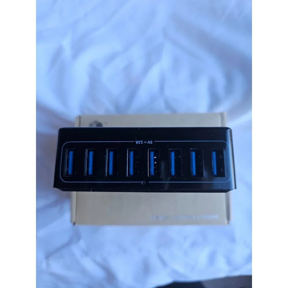 Hunda 8 USB Intelligent Charger Power Bank‎